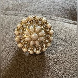Pearl & Rhinestone Round Stretch Ring